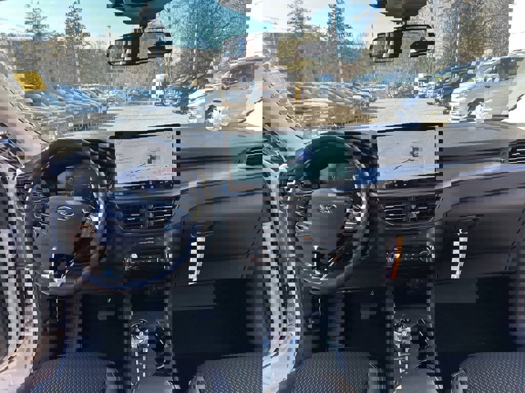 New 2025 Ford Escape SE image 24
