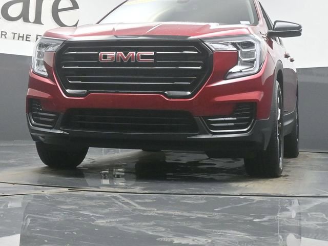 Used 2023 GMC Terrain SLE w/ Driver Convenience Package image 55