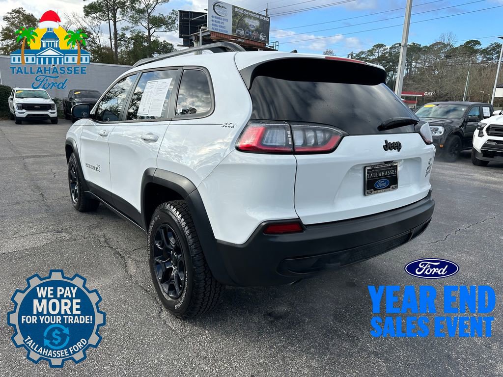 Used 2022 Jeep Cherokee Latitude w/ Sun & Sound Group image 3