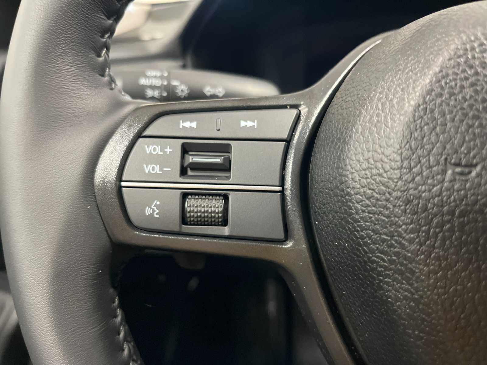 New 2026 Honda Accord EX-L image 15