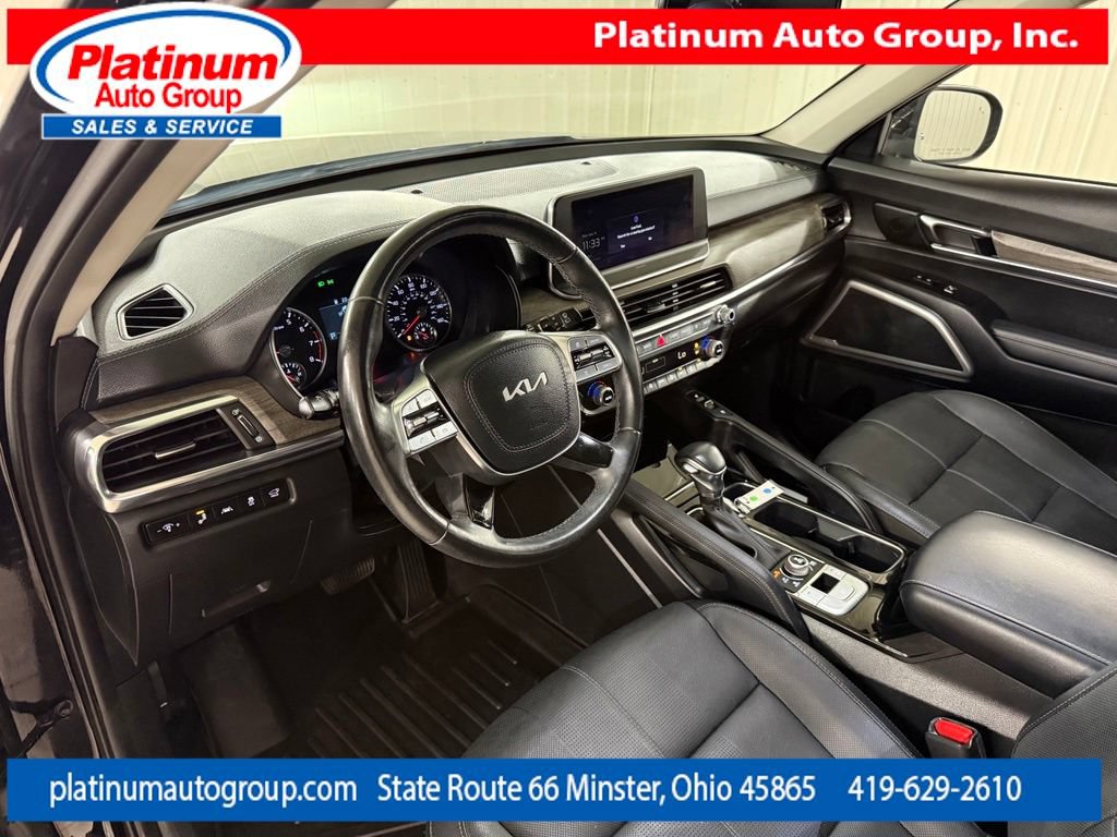 Used 2022 Kia Telluride EX w/ EX Premium Package AWD/4WD image 13
