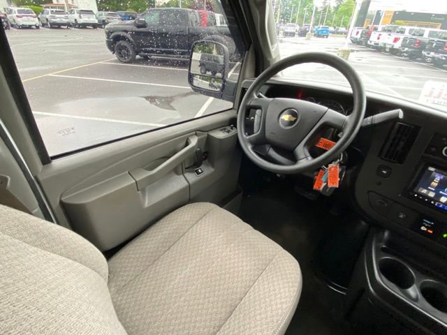 Used 2019 Chevrolet Express 3500 LT w/ LT Preferred Equipment Group RWD image 24