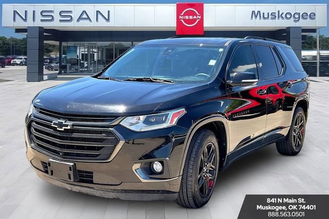 Used 2020 Chevrolet Traverse Premier FWD image 3