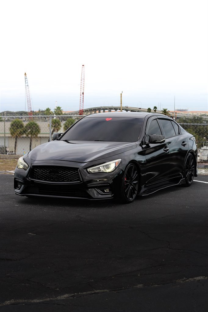 Used 2014 INFINITI Q50 Sport w/ Deluxe Touring Package image 2