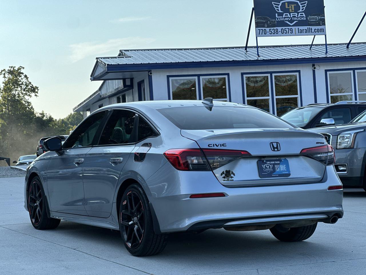 Used 2023 Honda Civic Sport image 5