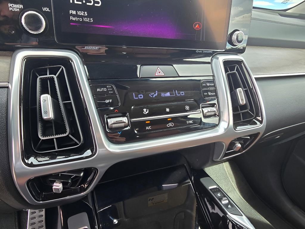 Used 2023 Kia Sorento SX Prestige image 22
