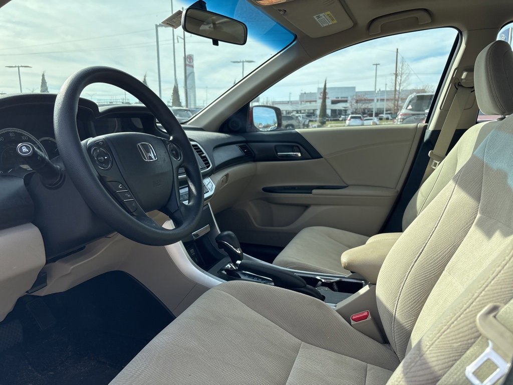 Used 2013 Honda Accord EX image 4