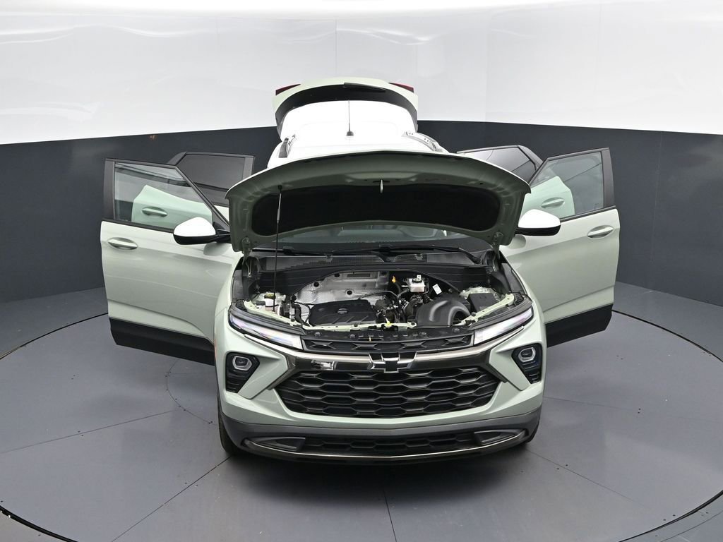 Used 2025 Chevrolet TrailBlazer ACTIV w/ Convenience Package image 53