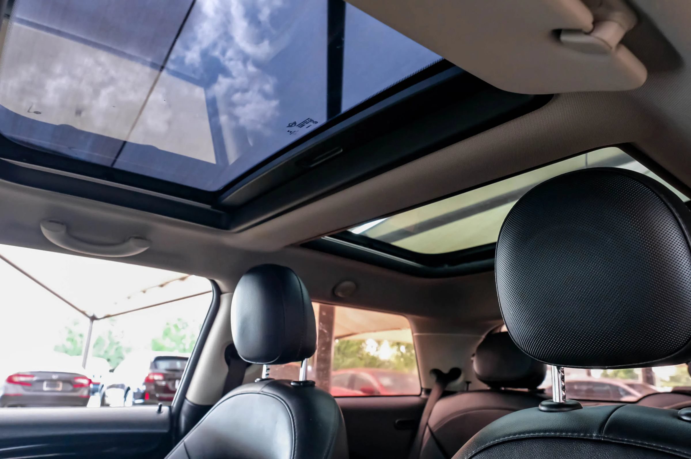 Used 2019 MINI Cooper 2-Door Hardtop FWD image 5