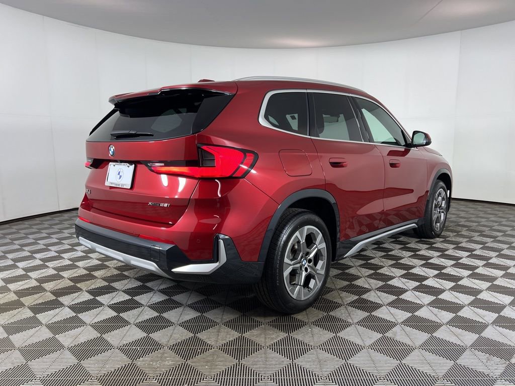 Used 2026 BMW X1 xDrive28i w/ Convenience Package AWD/4WD image 7