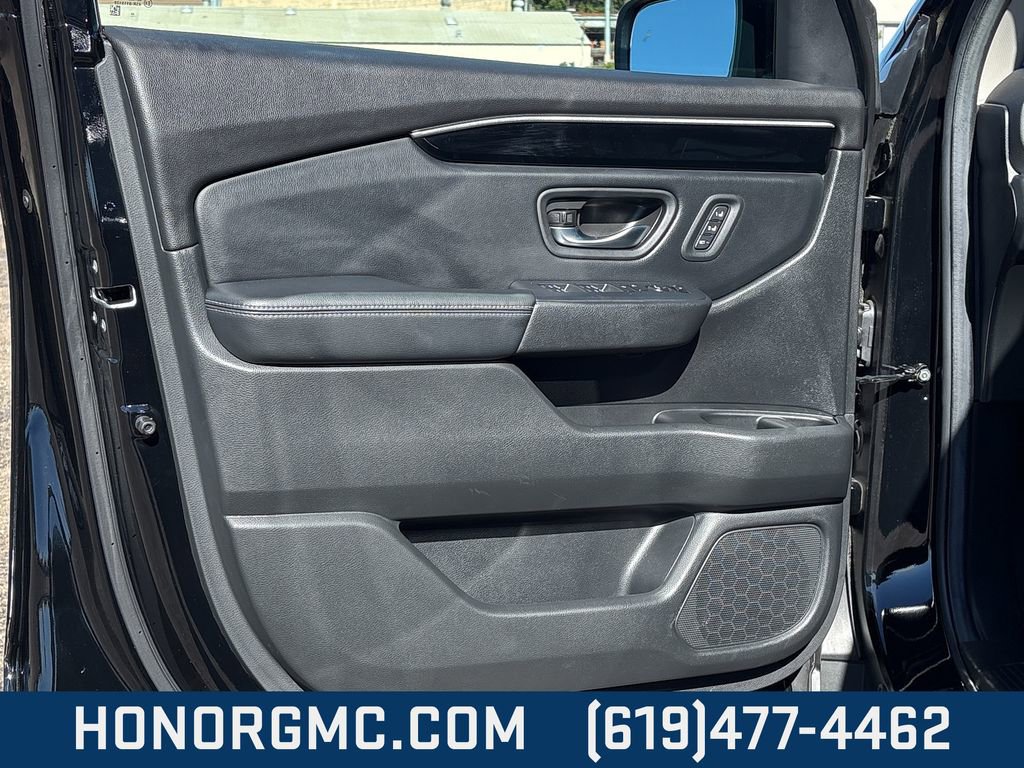 Used 2025 Honda Pilot EX-L image 14