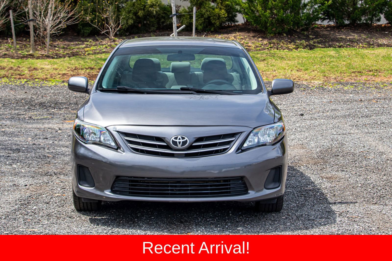Used 2013 Toyota Corolla LE FWD image 2