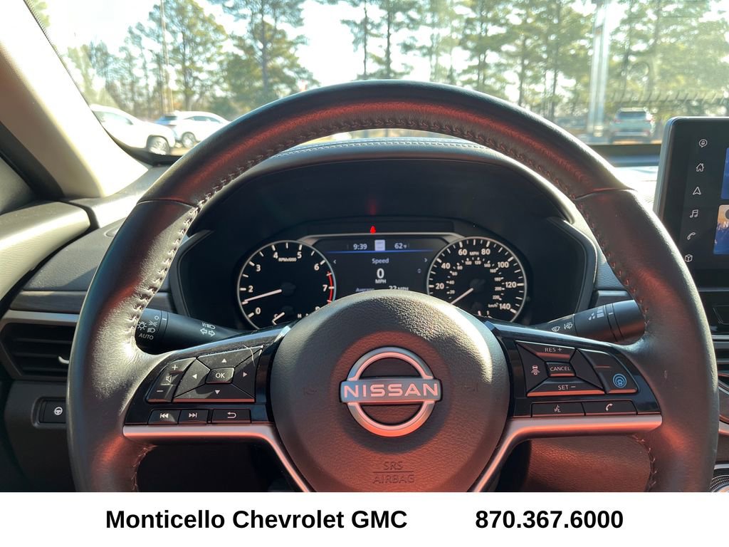 Used 2023 Nissan Altima 2.5 SL image 12