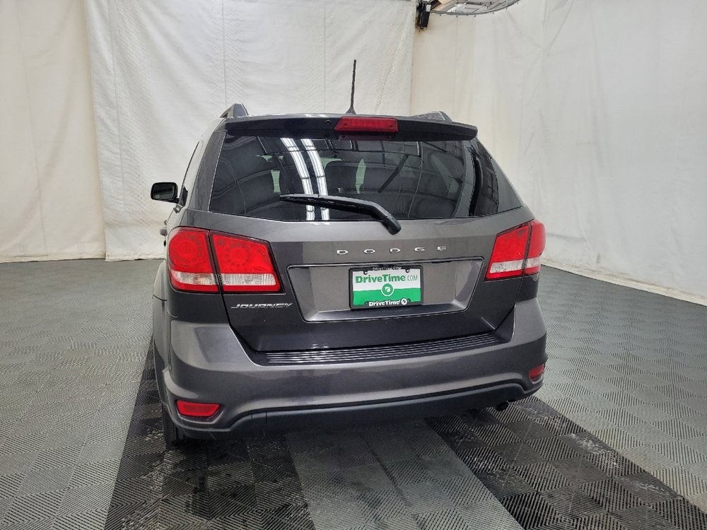 Used 2019 Dodge Journey SE image 6