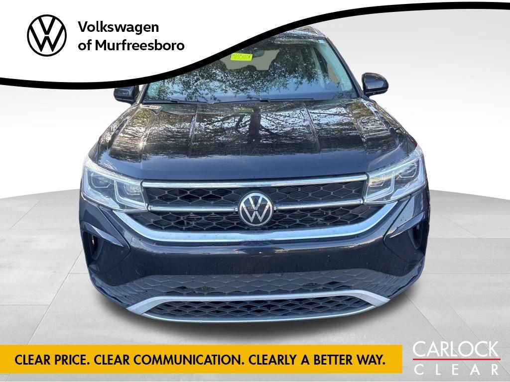 Used 2022 Volkswagen Taos SEL image 3