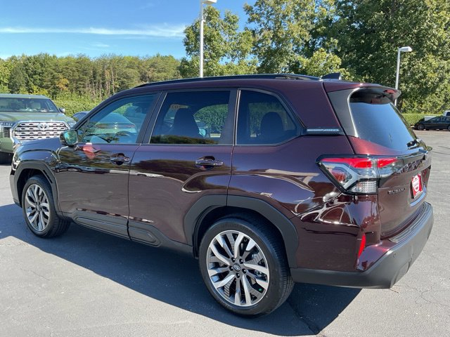 Used 2026 Subaru Forester Touring AWD/4WD image 11
