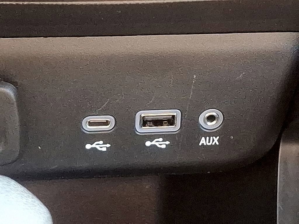 Used 2023 Chevrolet TrailBlazer LT w/ Convenience Package image 24