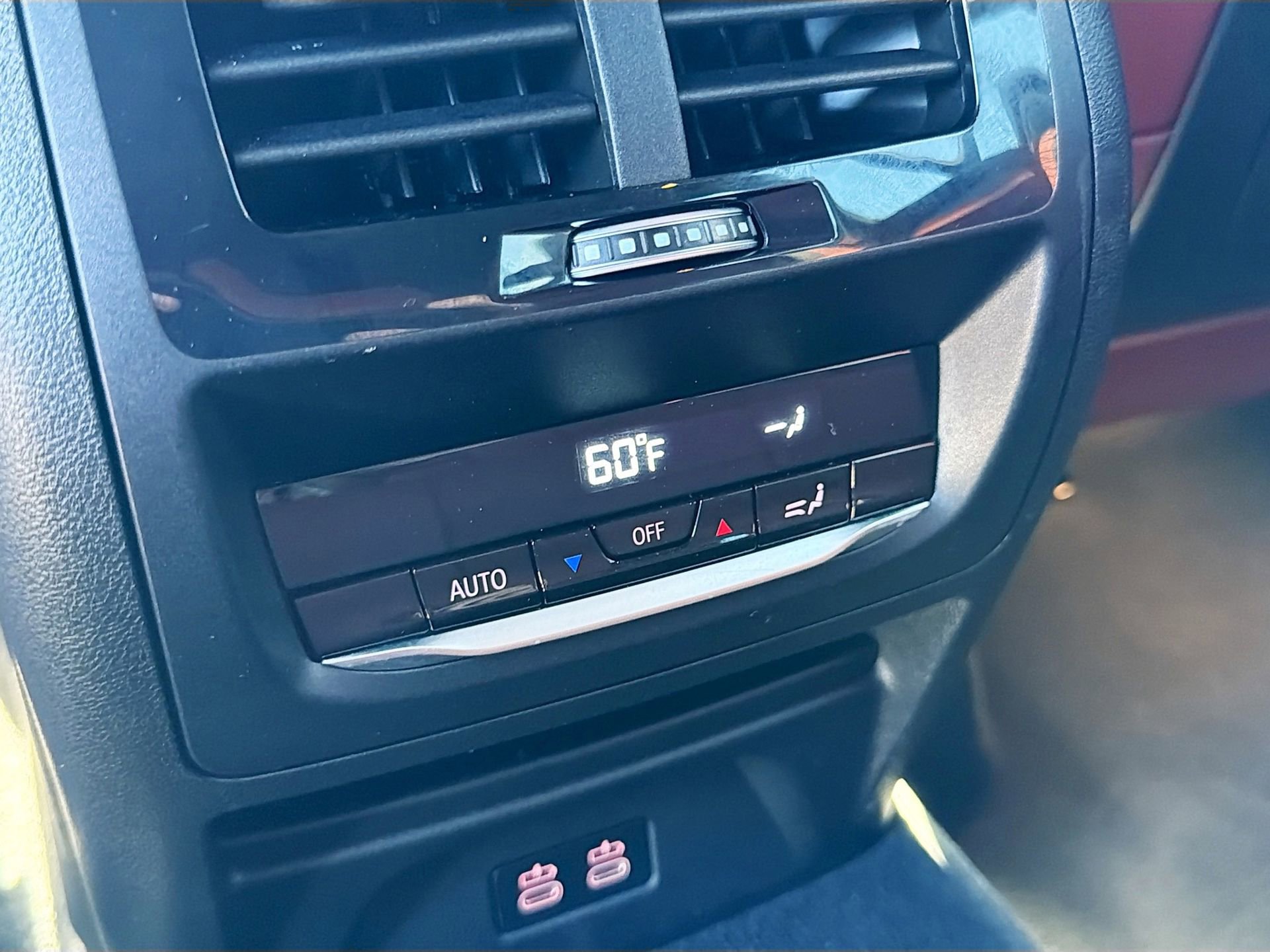 Certified 2024 BMW X3 sDrive30i w/ Convenience Package image 21