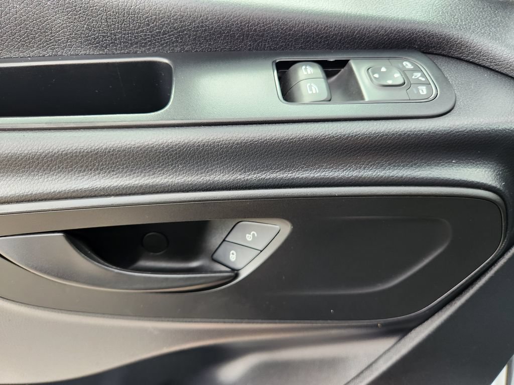 Used 2022 Mercedes-Benz Sprinter 2500 image 20