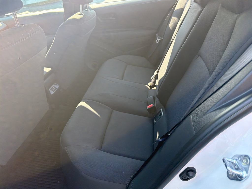 Used 2024 Toyota Corolla LE FWD image 23