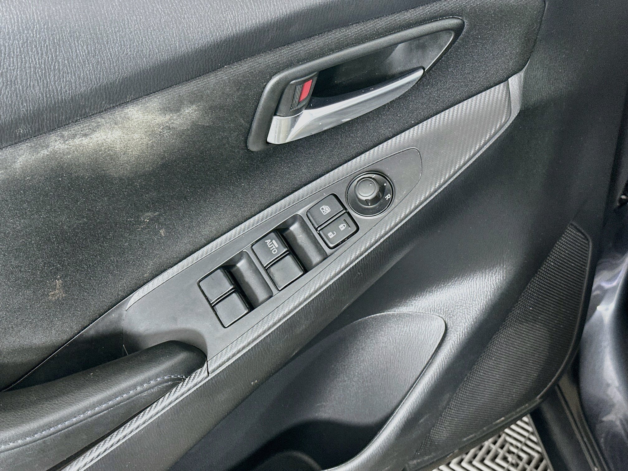 Used 2018 Toyota Yaris iA FWD image 15