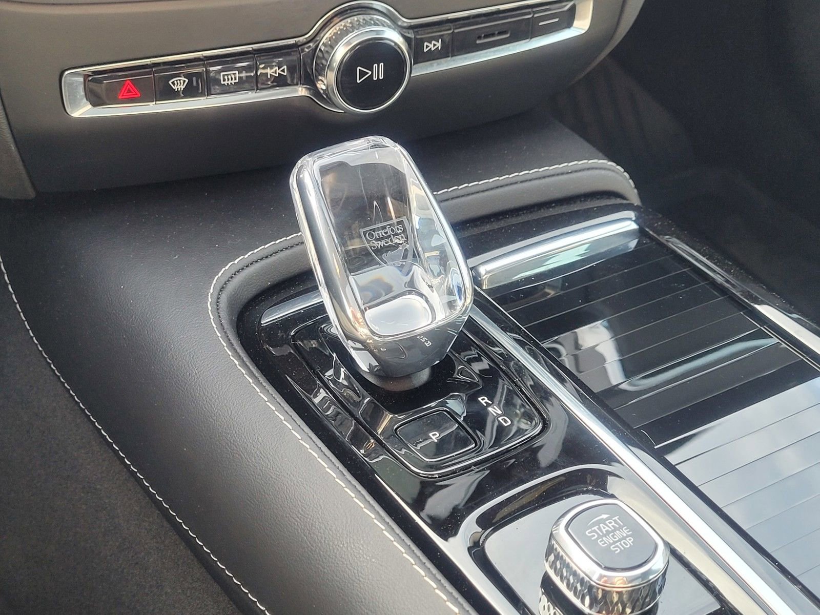 Certified 2024 Volvo S60 T8 Ultimate AWD/4WD image 26