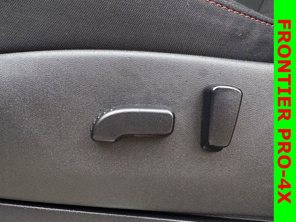 Used 2022 Nissan Frontier PRO-4X w/ Technology Package image 25