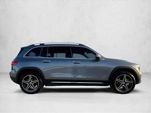 Used 2026 Mercedes-Benz GLB 250 4MATIC image 5