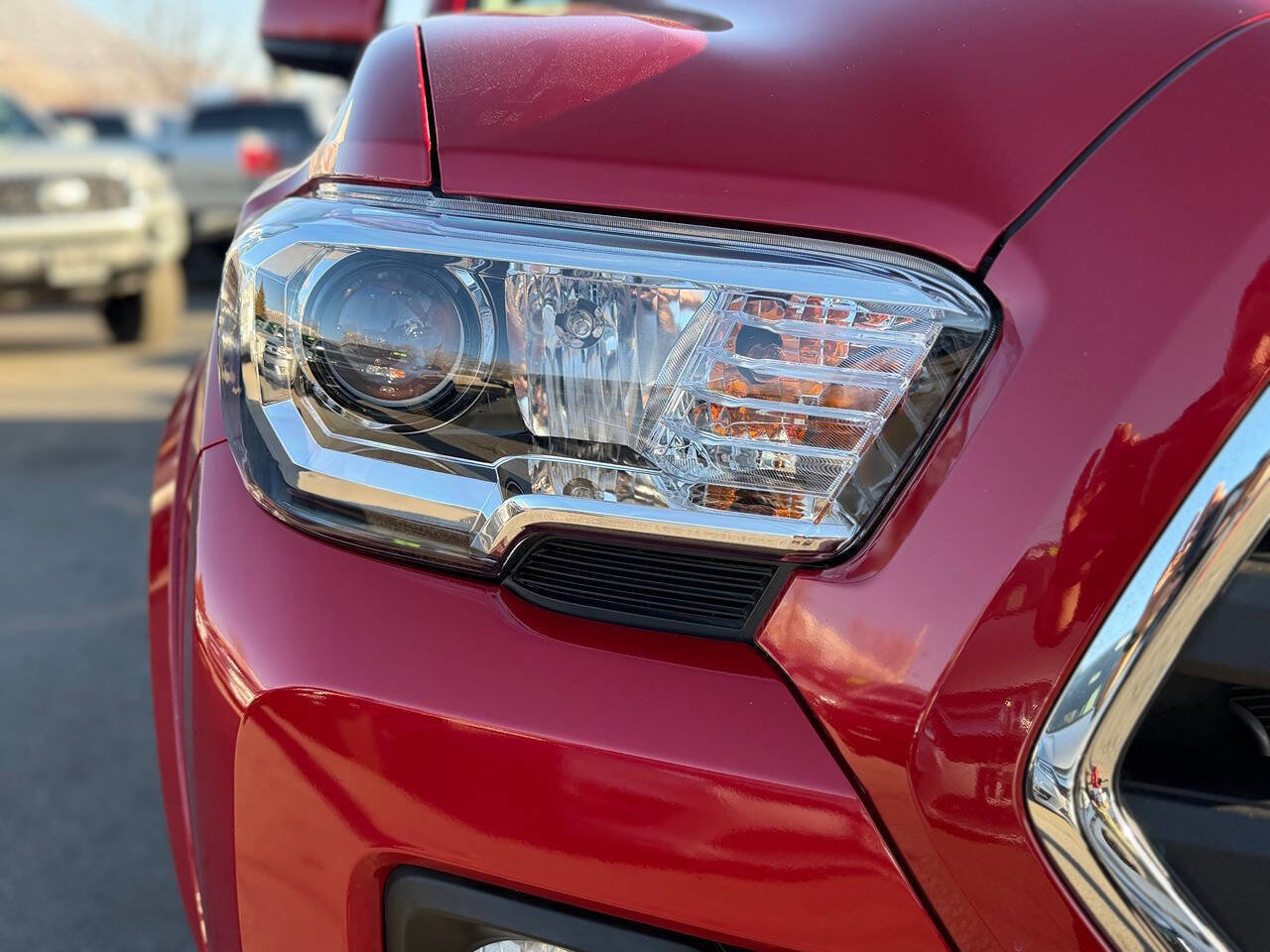 Used 2016 Toyota Tacoma TRD Sport image 78