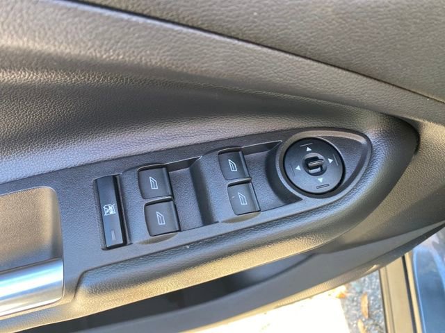 Used 2022 Ford Escape SE FWD image 19