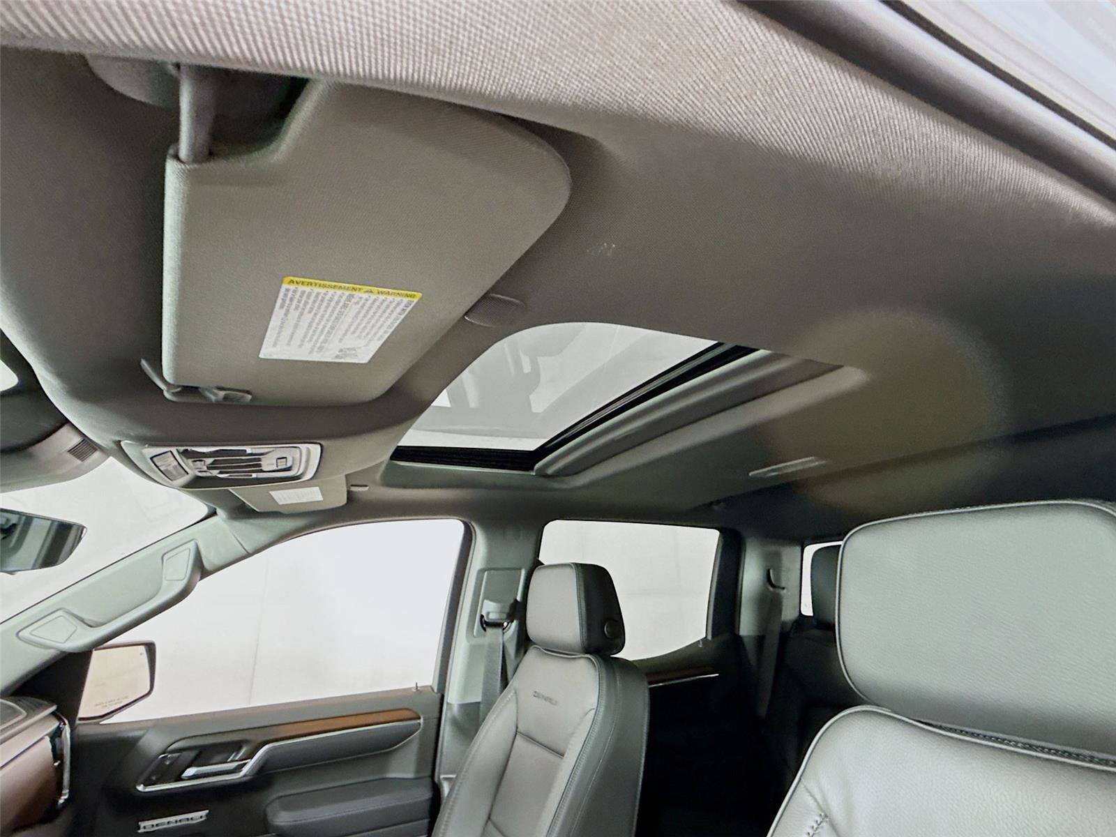 New 2026 GMC Sierra 1500 Denali w/ Technology Package image 18