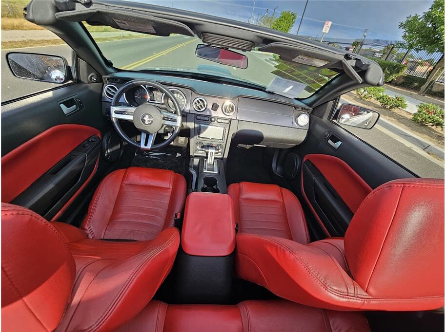 Used 2007 Ford Mustang GT RWD image 13