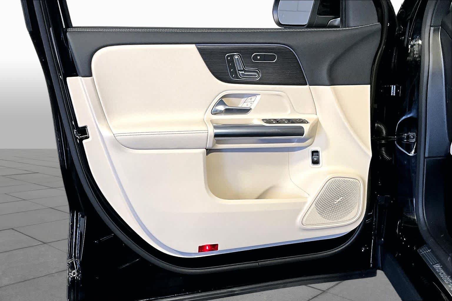 New 2026 Mercedes-Benz GLA 250 4MATIC image 11