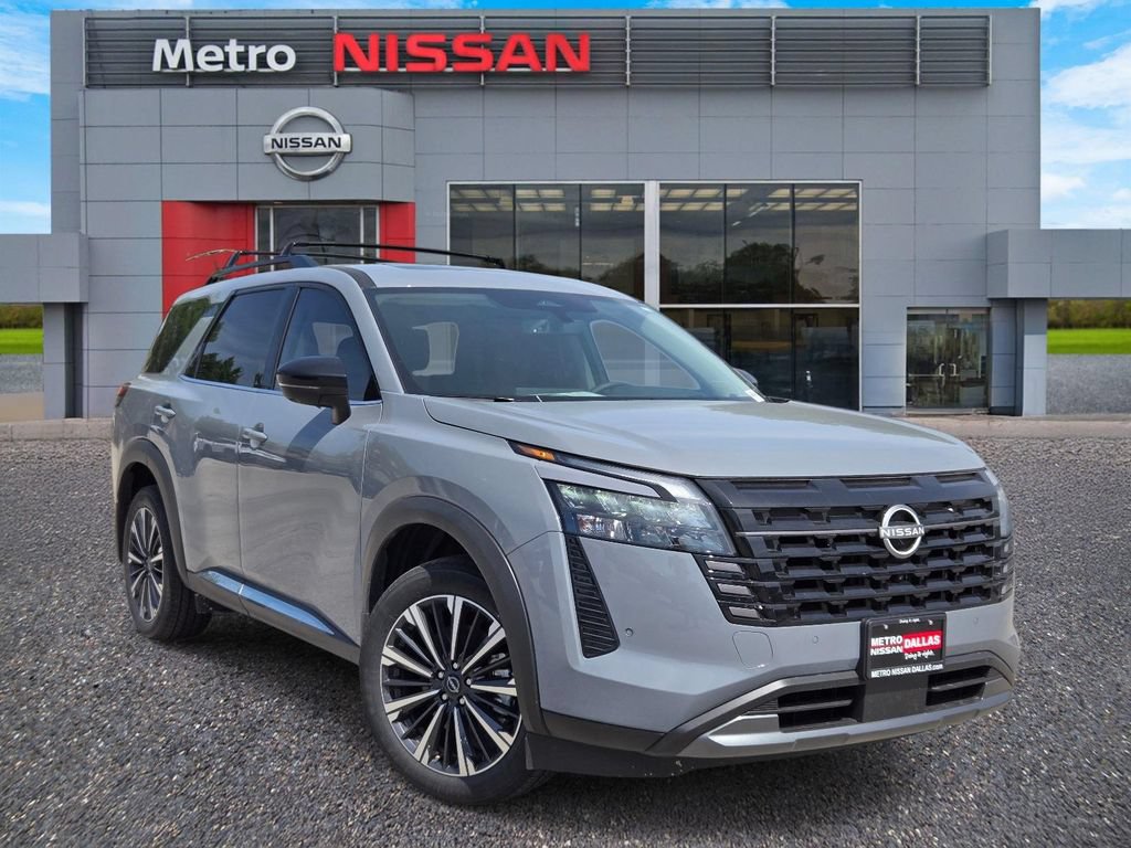New 2026 Nissan Pathfinder Platinum AWD/4WD image 1