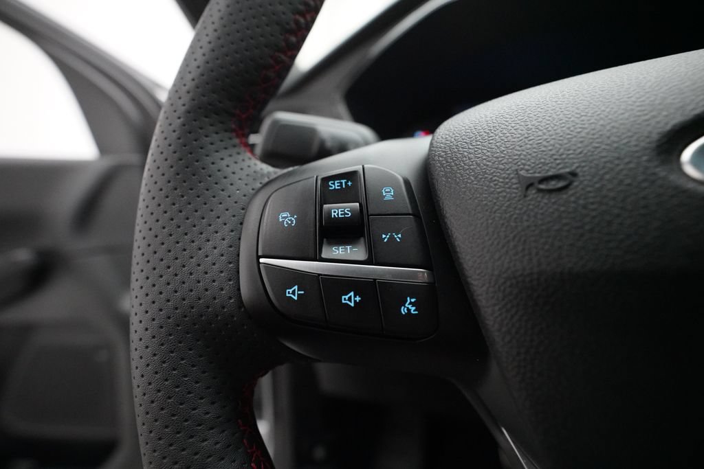 Used 2023 Ford Escape ST-Line w/ Tech Pack #1 AWD/4WD image 18