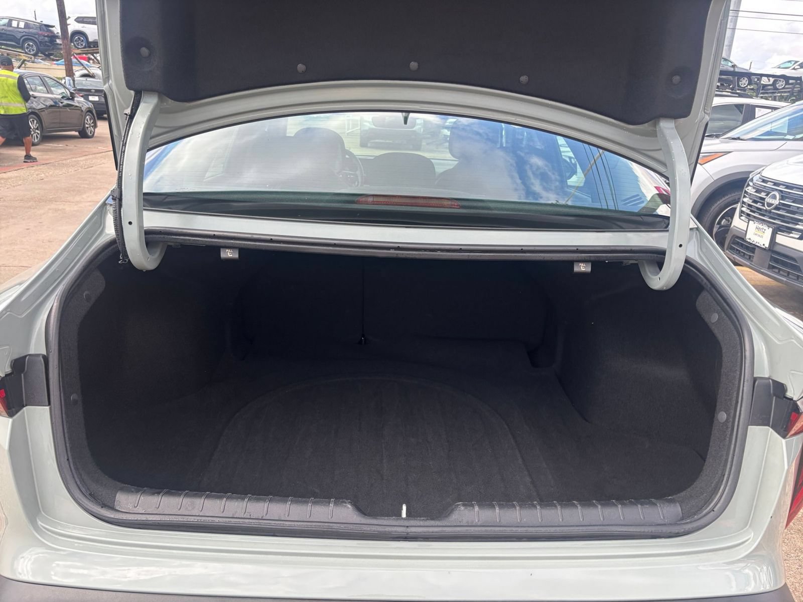 Used 2025 Kia K4 FWD image 30