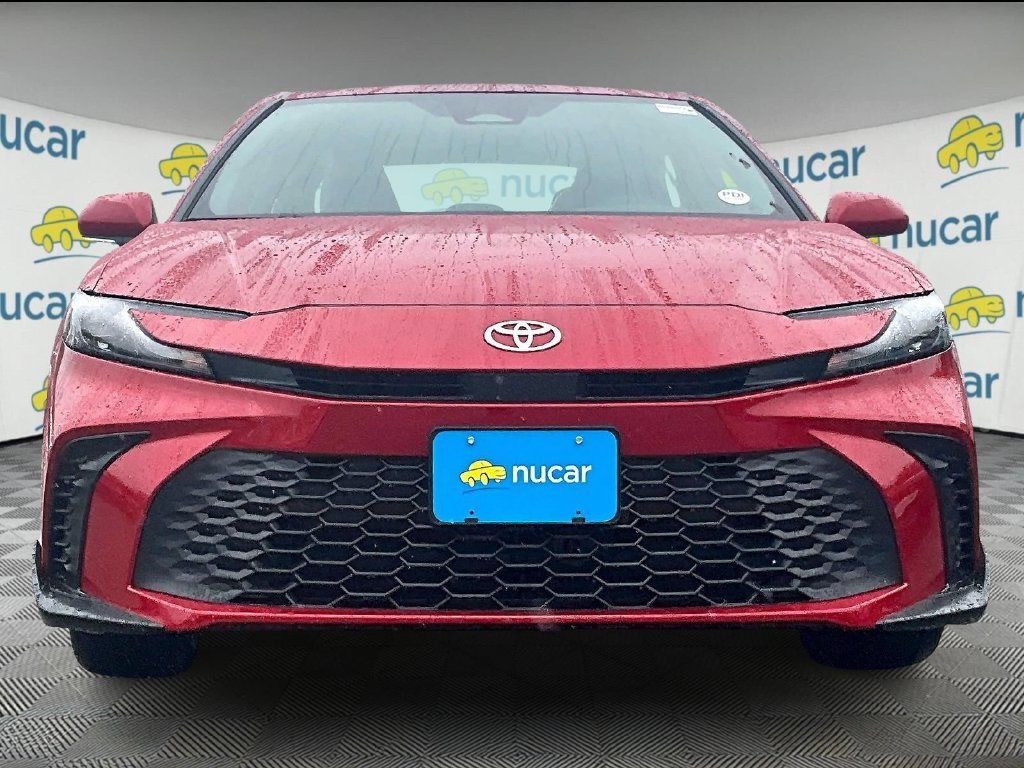 New 2026 Toyota Camry Hybrid FWD image 2