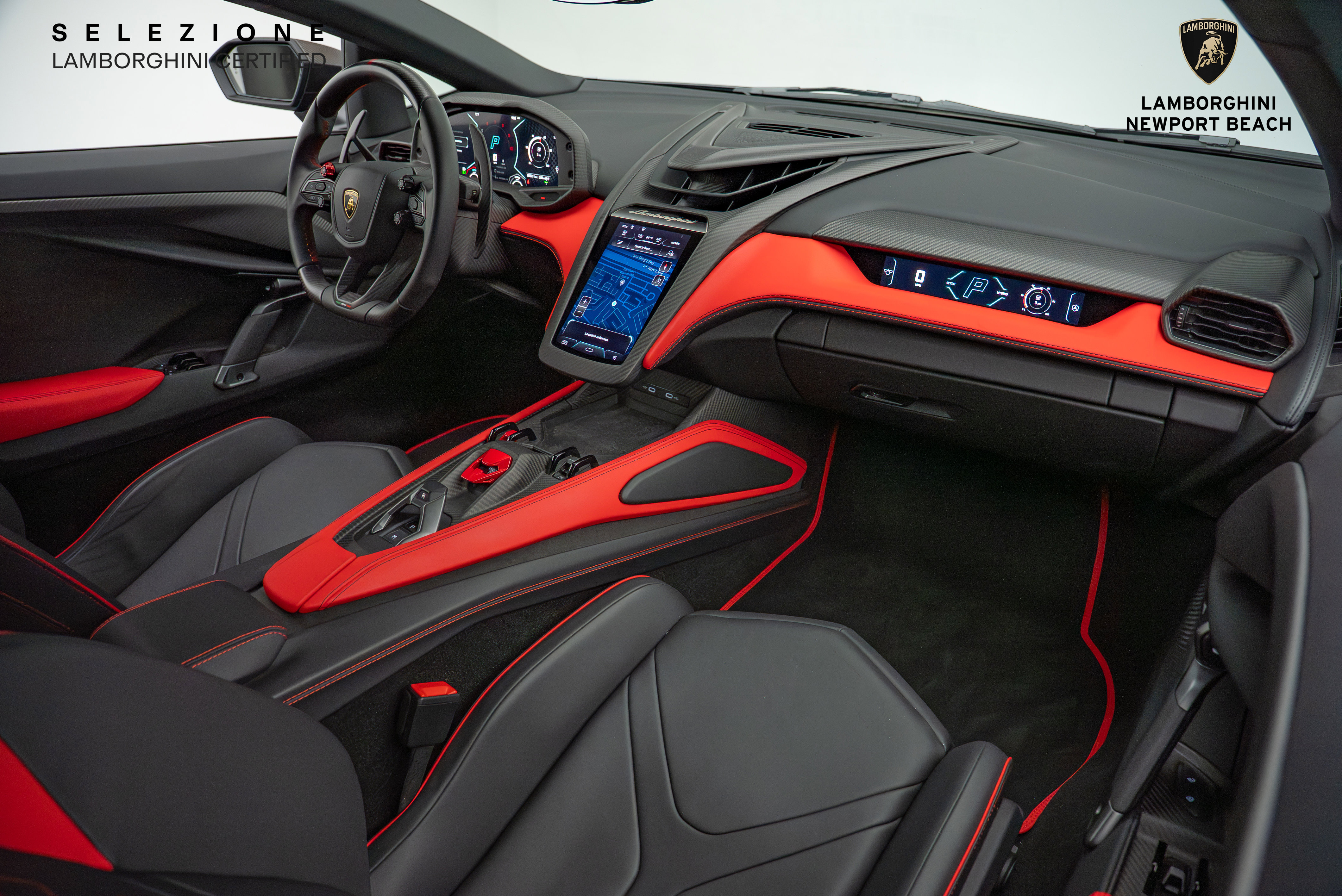 Used 2024 Lamborghini Revuelto image 27