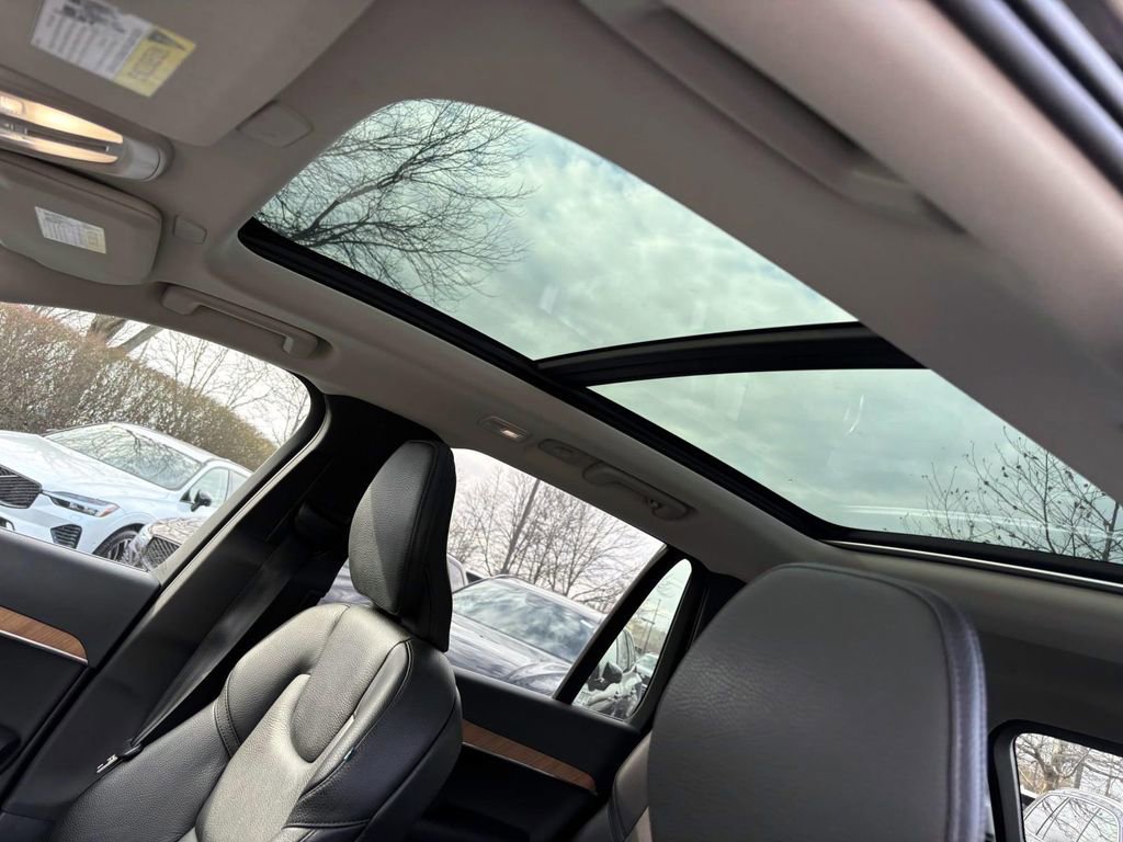 Used 2023 Volvo XC90 T8 Plus w/ Protection Package Premier image 26