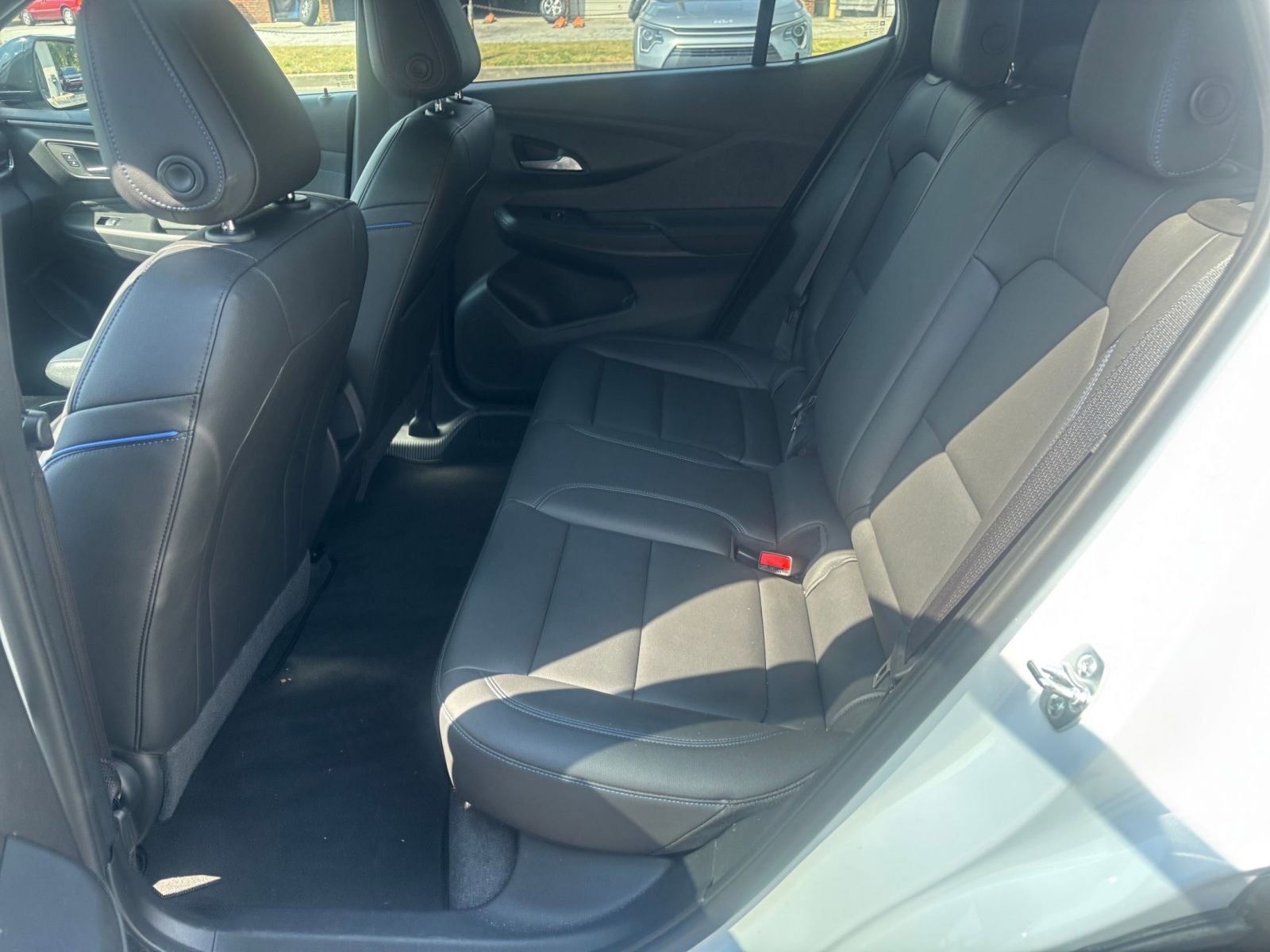 Used 2025 Buick Envista Sport Touring FWD image 26