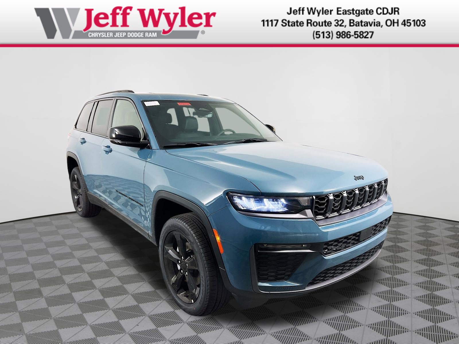 New 2026 Jeep Grand Cherokee Limited w/ Limited Altitude Package AWD/4WD video 1