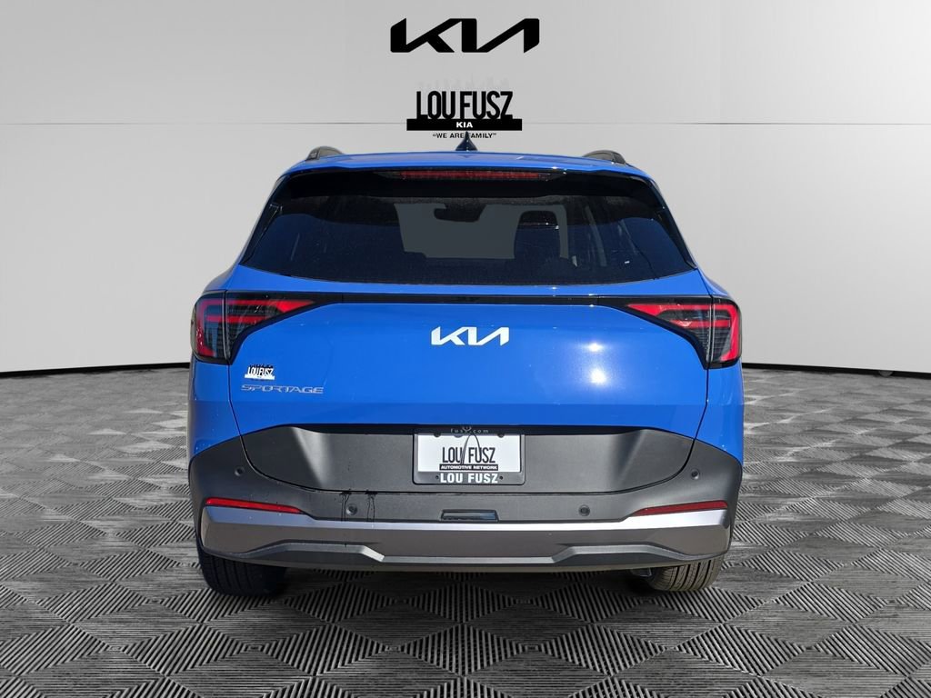 New 2026 Kia Sportage EX w/ EX Panorama Roof Package image 5