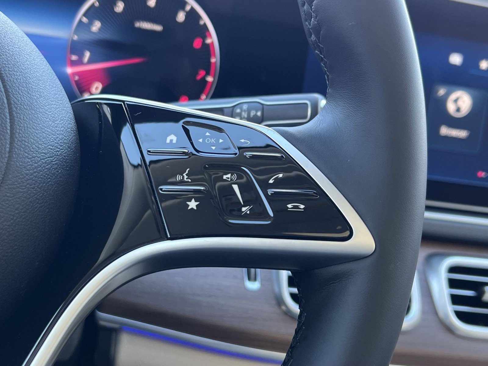 New 2026 Mercedes-Benz GLE 450 4MATIC image 30