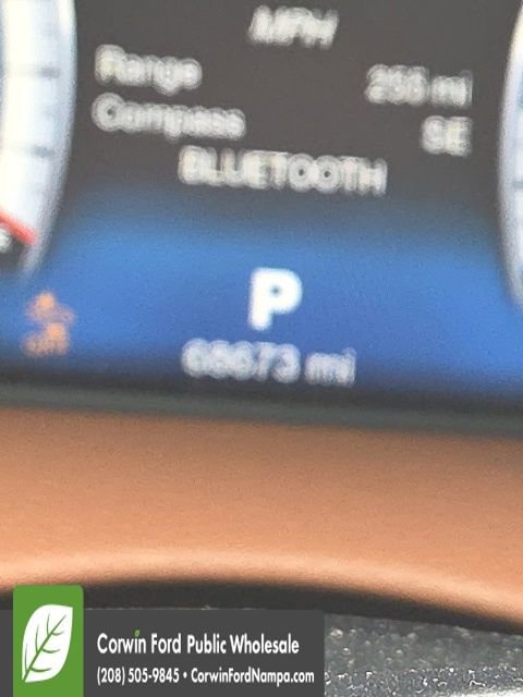 Used 2017 Maserati Levante S AWD/4WD image 12