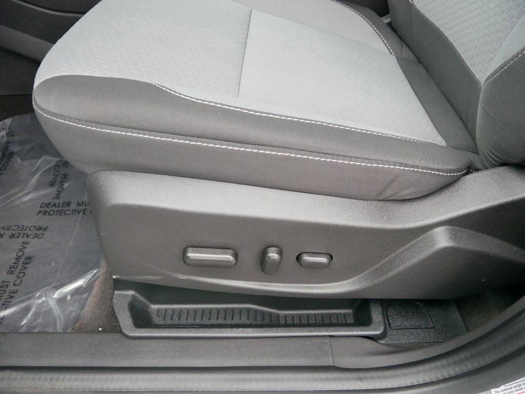 Used 2017 Ford C-MAX SE image 8