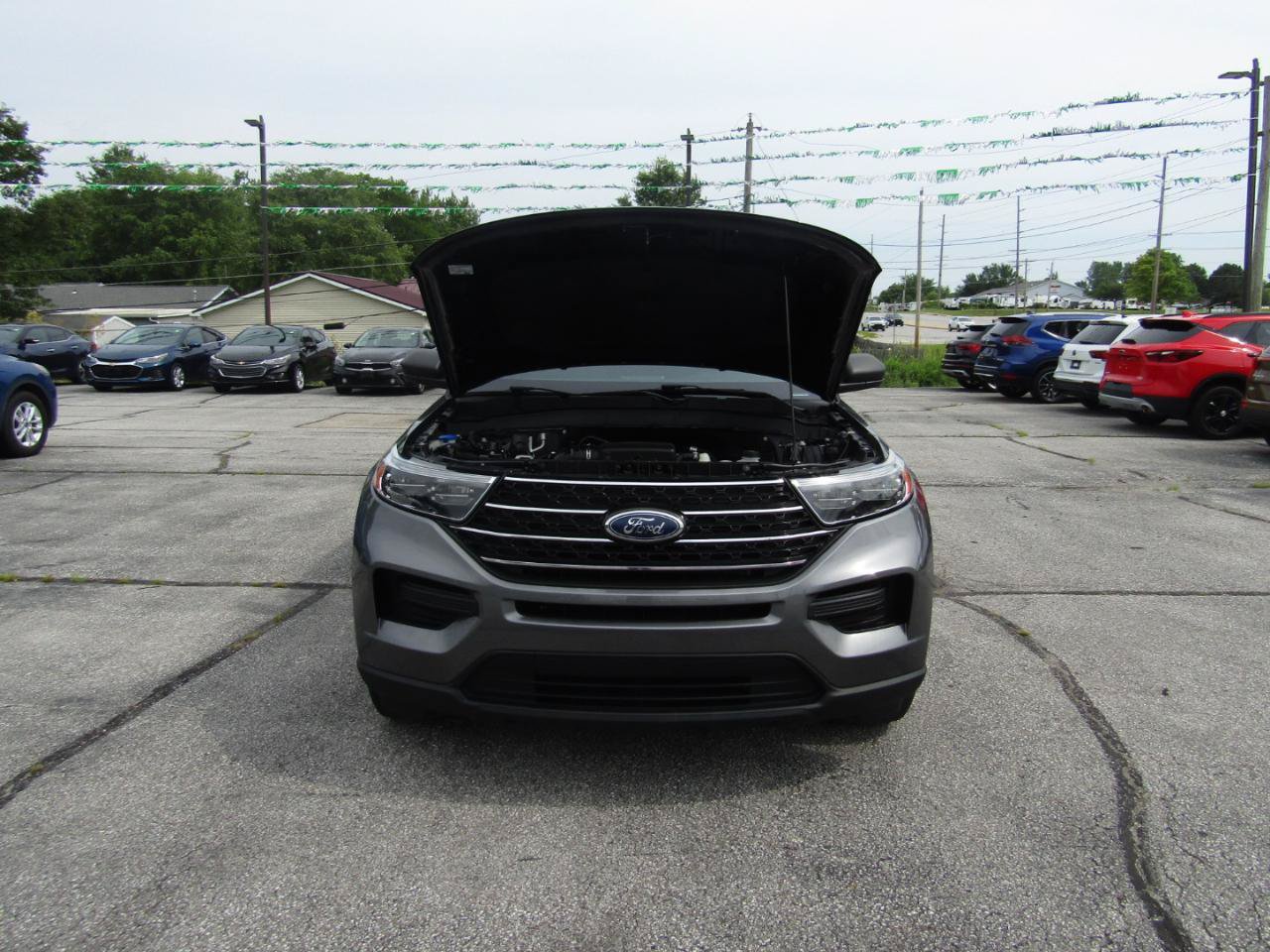 Used 2022 Ford Explorer XLT AWD/4WD image 25