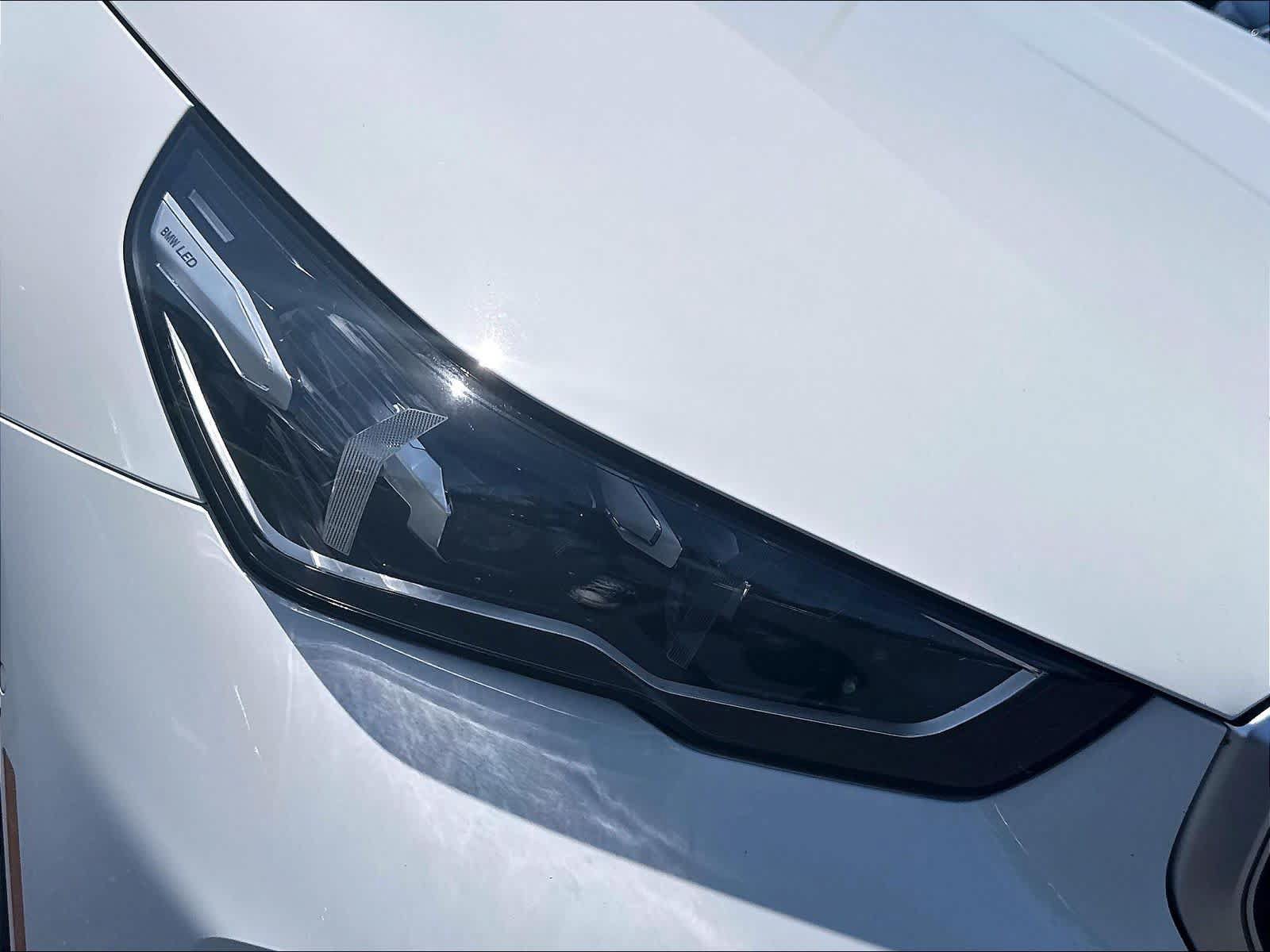 Certified 2024 BMW i5 eDrive40i w/ M Sport Package RWD image 32