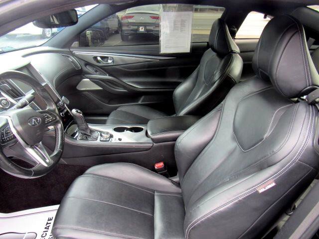 Used 2018 INFINITI Q60 3.0t Luxe w/ Sensory Package 3.0T Luxe image 9