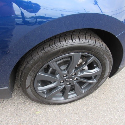 Used 2022 Chevrolet Equinox RS w/ RS Leather Package FWD image 9