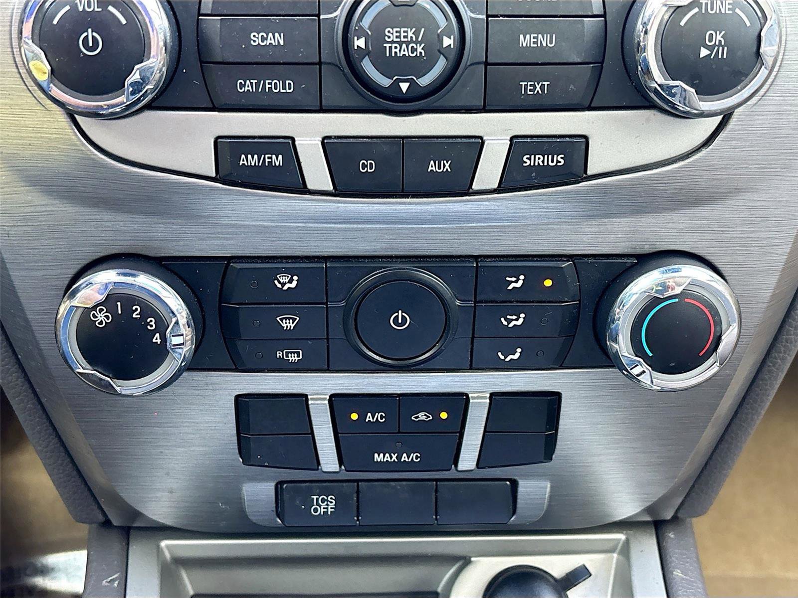 Used 2012 Ford Fusion SE image 15